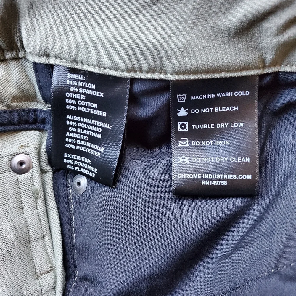 Chrome Industries Anza‎ cycle short